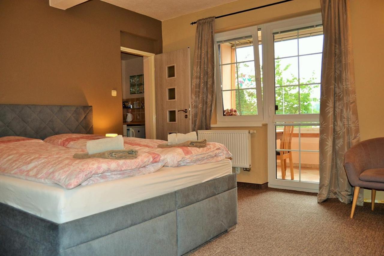 Apartments Nicol Karlowe Wary Zewnętrze zdjęcie