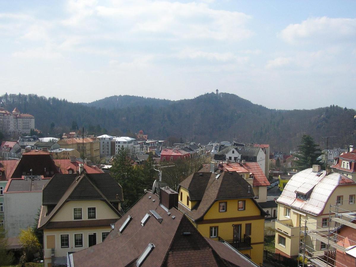 Apartments Nicol Karlowe Wary Zewnętrze zdjęcie